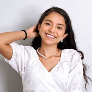 Meet your Posher, Gianella